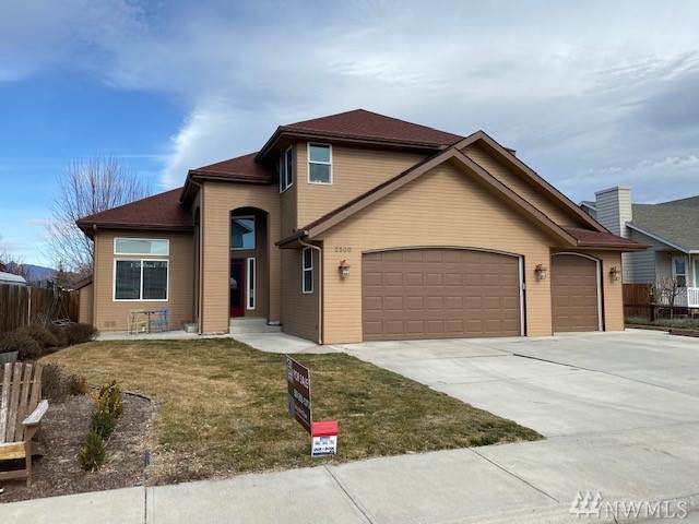 2500 Hamilton Ct - Photo 1