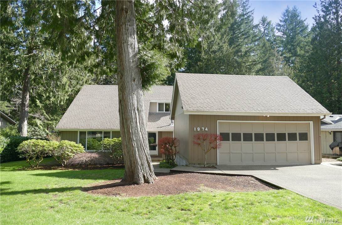 1974 Lakemoor Place - Photo 1