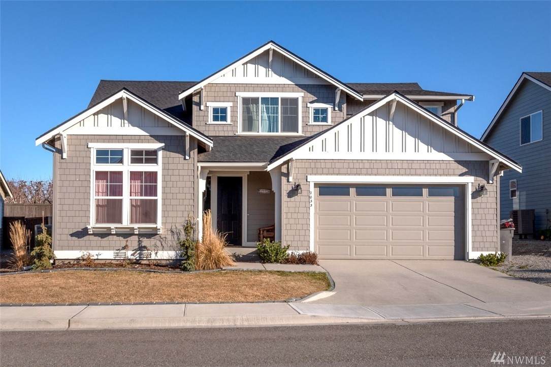 2033 Legacy Place - Photo 1