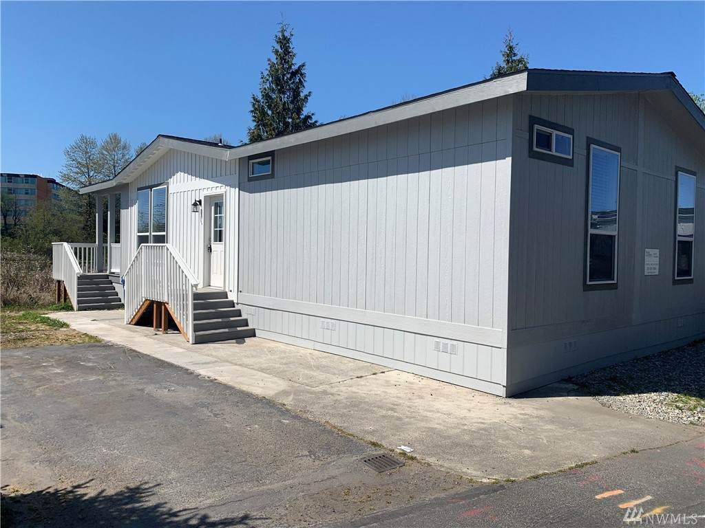 18129 31st Ave - Photo 1