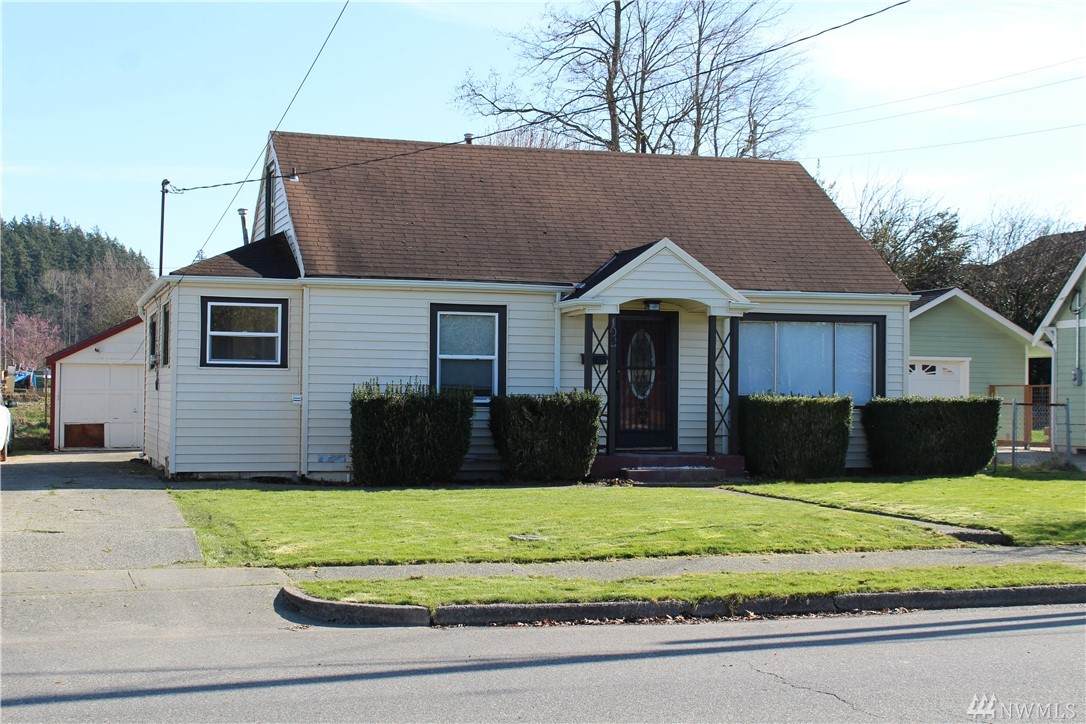 1920 Cleveland Ave - Photo 1