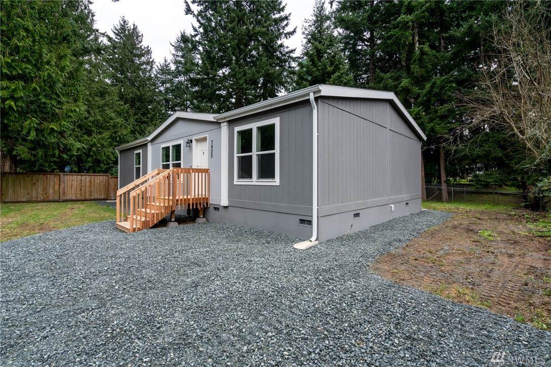 1037 Shawn Ave - Photo 1