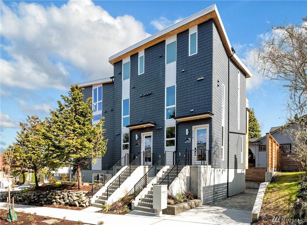 3218 Franklin Ave - Photo 1