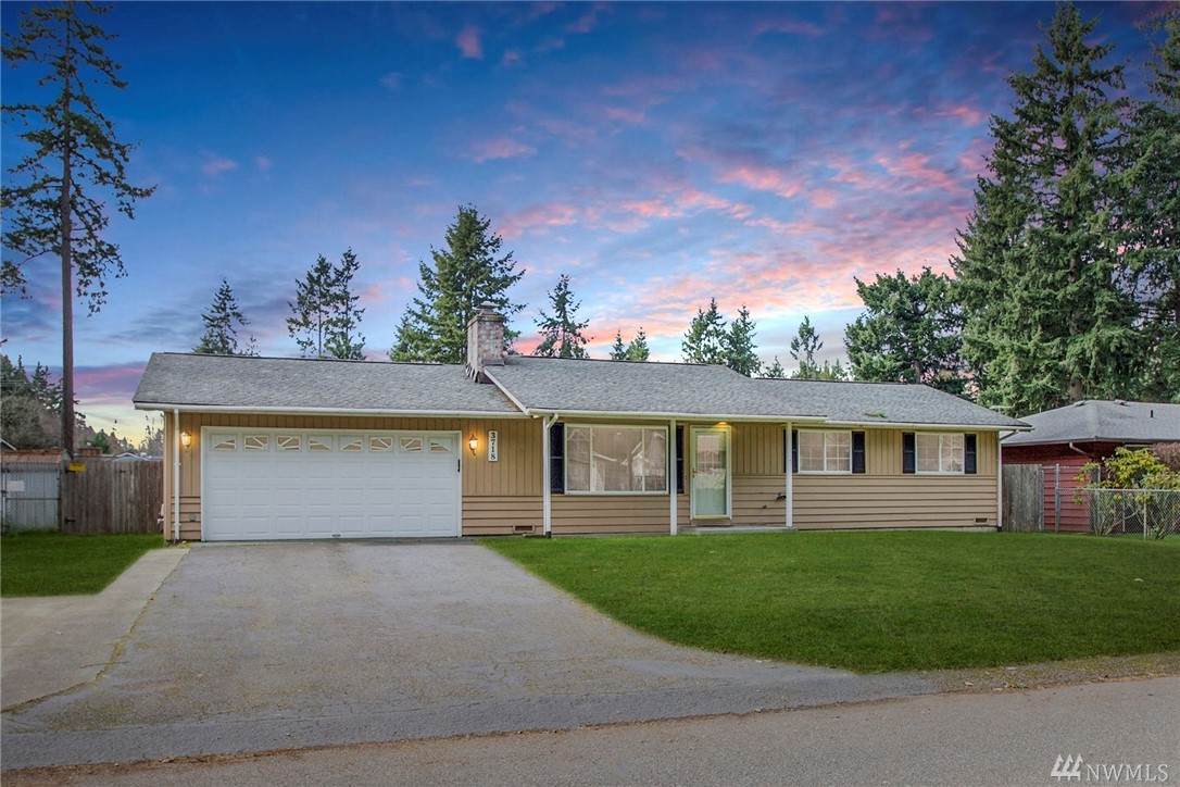 3718 Briarwood Dr - Photo 1