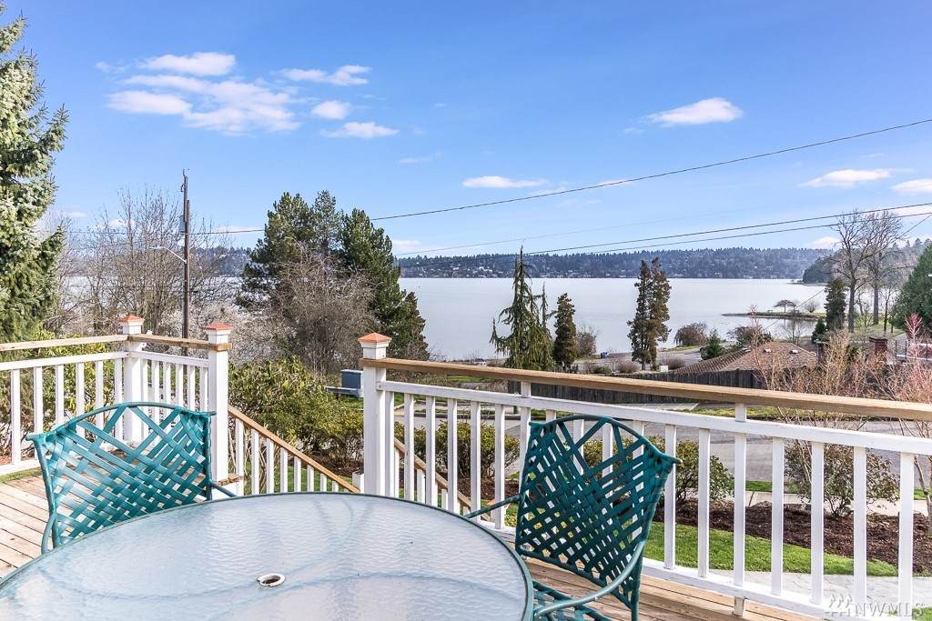 4603 52nd Ave - Photo 1
