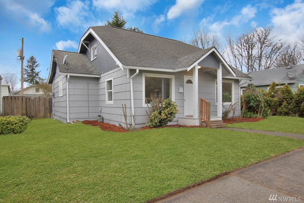 321 Latona St - Photo 1