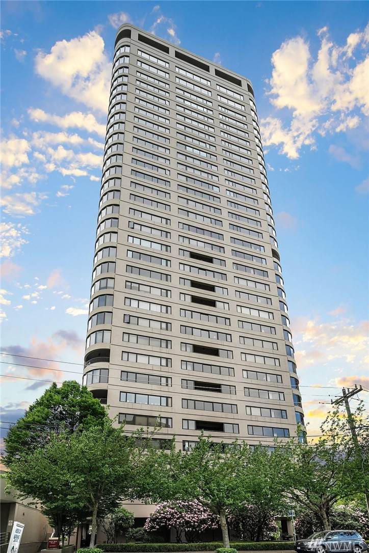 1301 Spring St - Photo 1