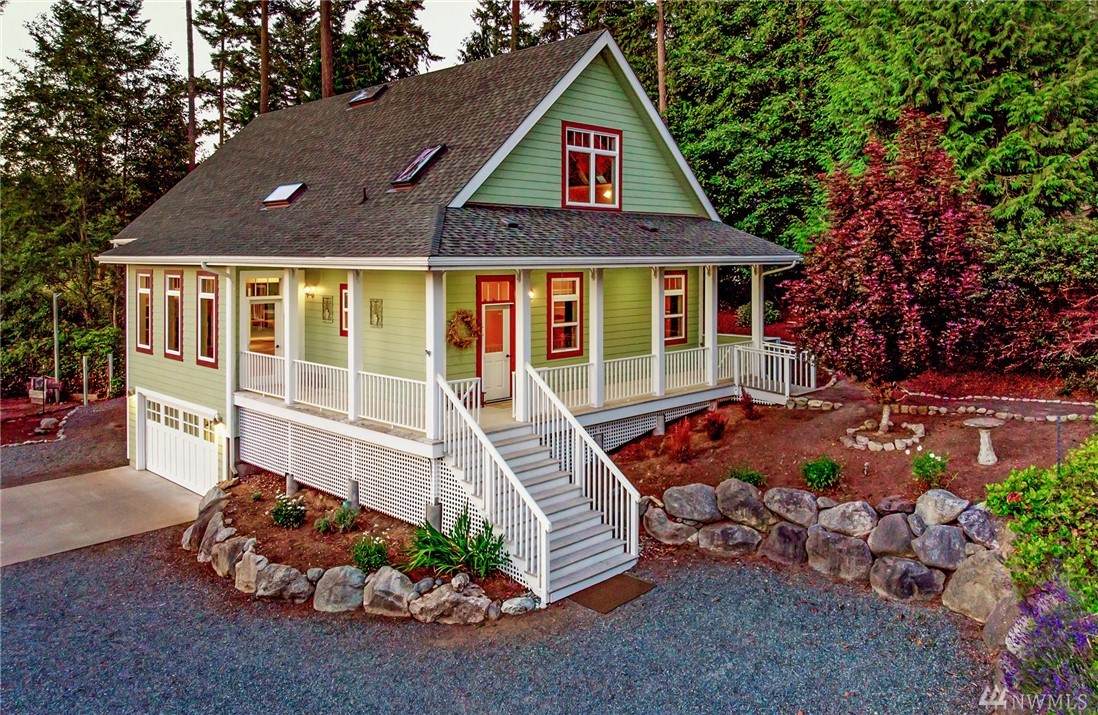 227 Mariner Drive - Photo 1