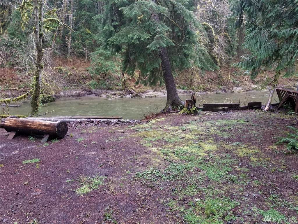 8818 184th Ave - Photo 1