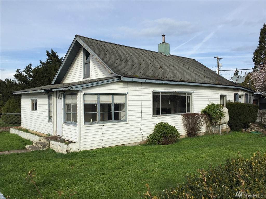 306 Cedar St - Photo 1