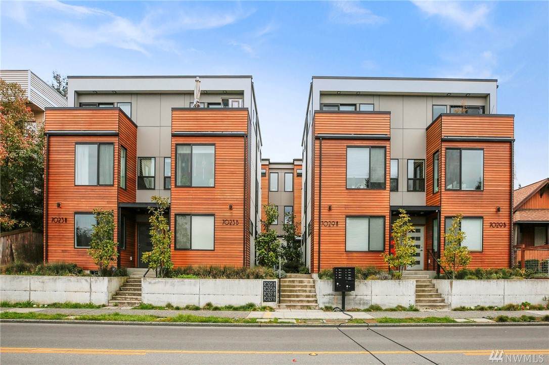 7025 35th Ave - Photo 1