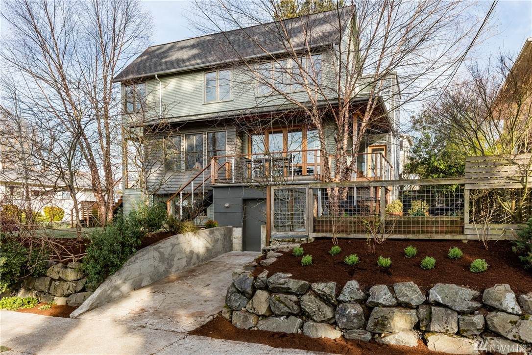 830 31st Ave - Photo 1
