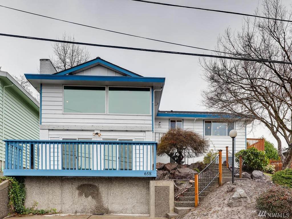 658 Blaine Ave - Photo 1