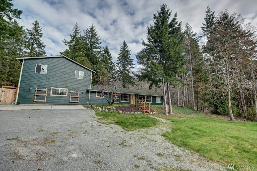 869 Cedar Lane - Photo 1