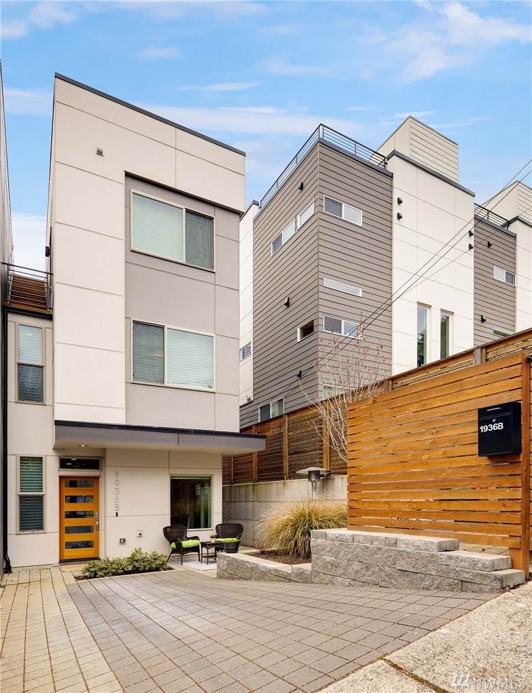 1936 10th Ave - Photo 1
