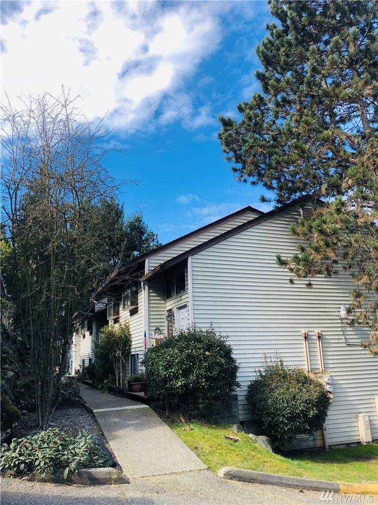 15625 42nd Ave - Photo 1
