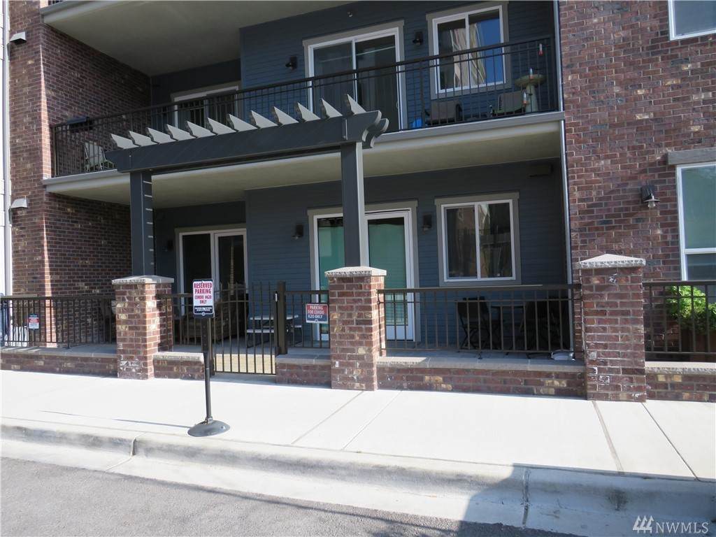 4916 Main - Photo 1