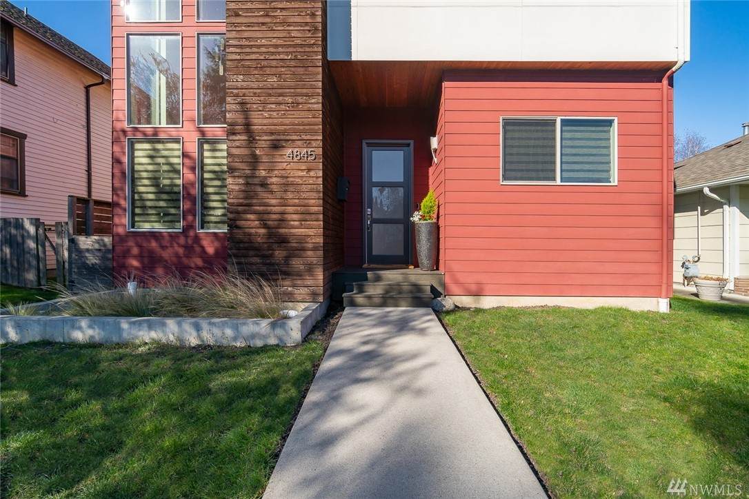 4845 48TH Ave - Photo 1