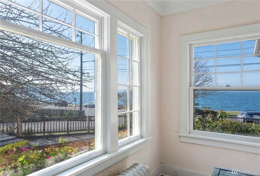 4526 Beach Dr - Photo 1 4526 Beach Dr - Photo 1