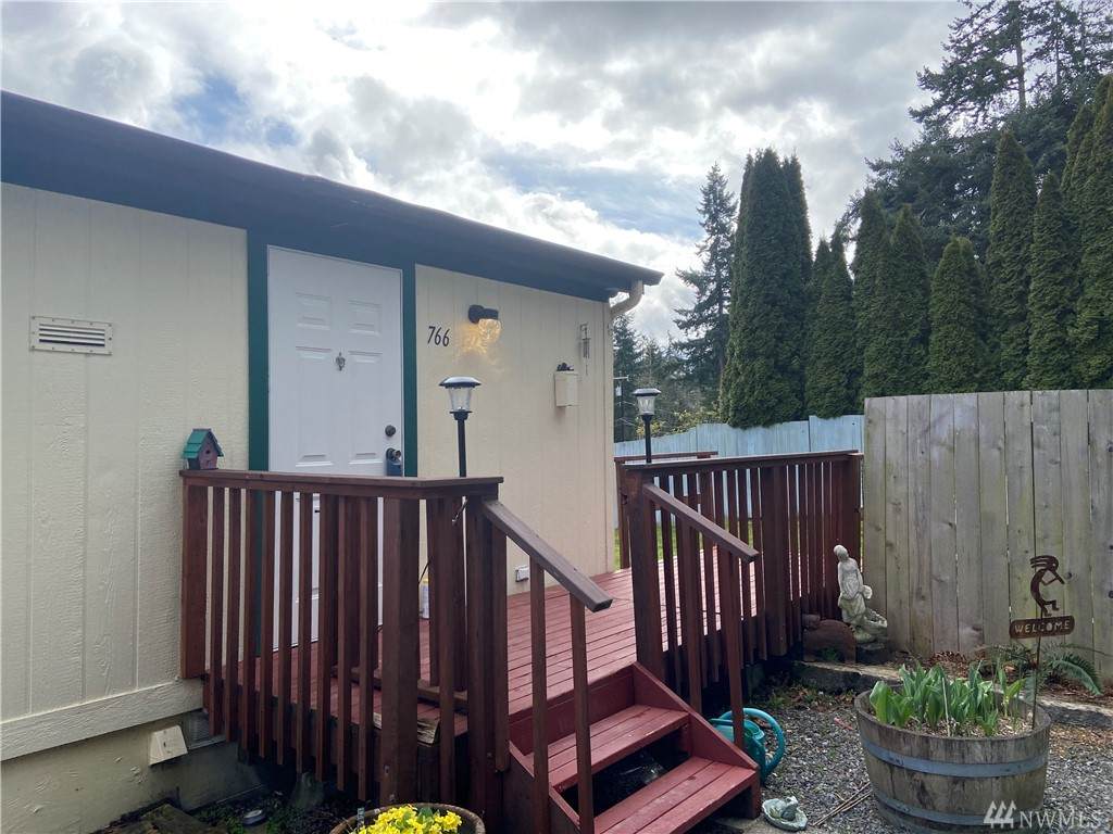 766 Vesper Wy - Photo 1