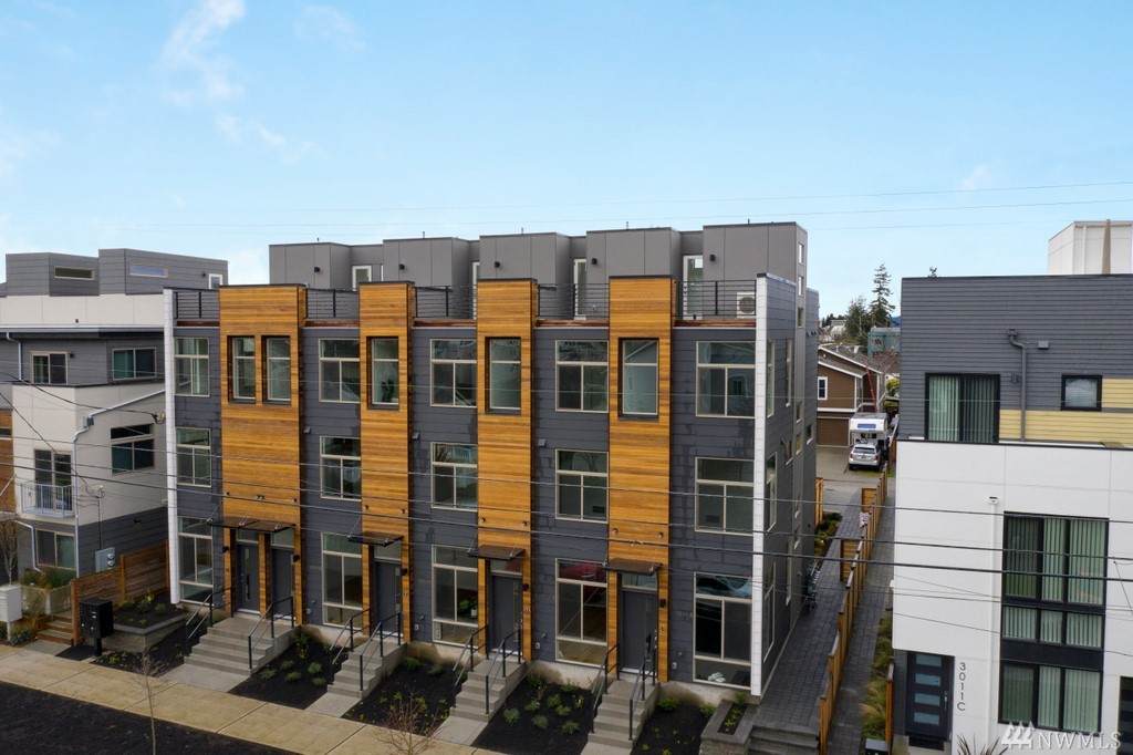 3019 62nd Ave - Photo 1
