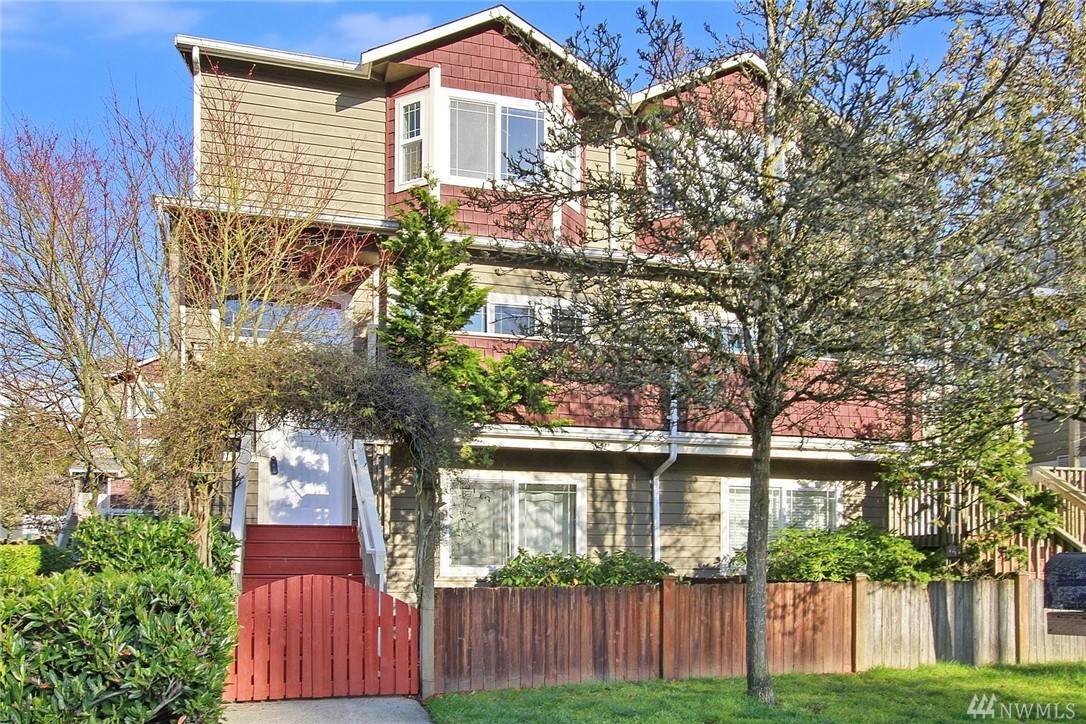 17524 12th Ave - Photo 1