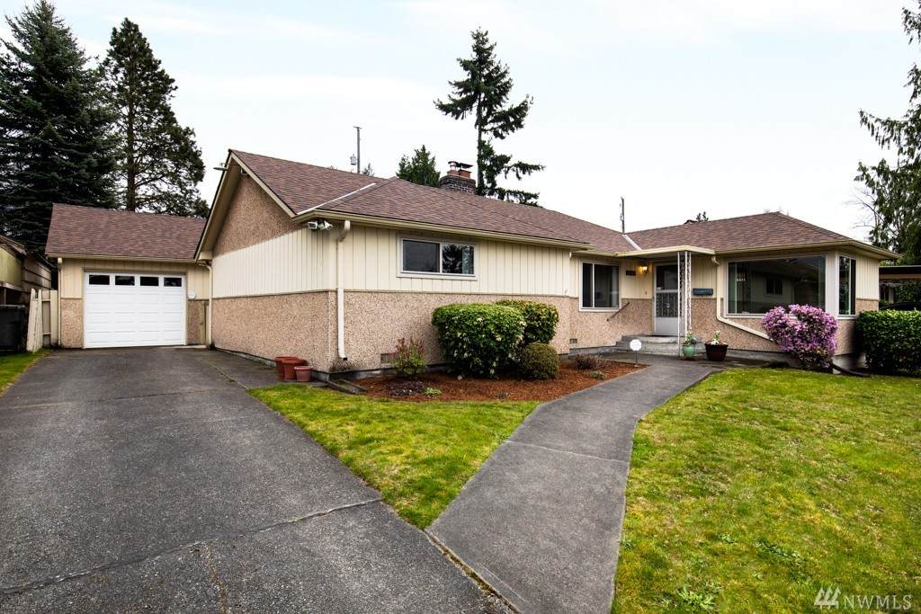 11042 Parkview Ave - Photo 1 11042 Parkview Ave - Photo 1