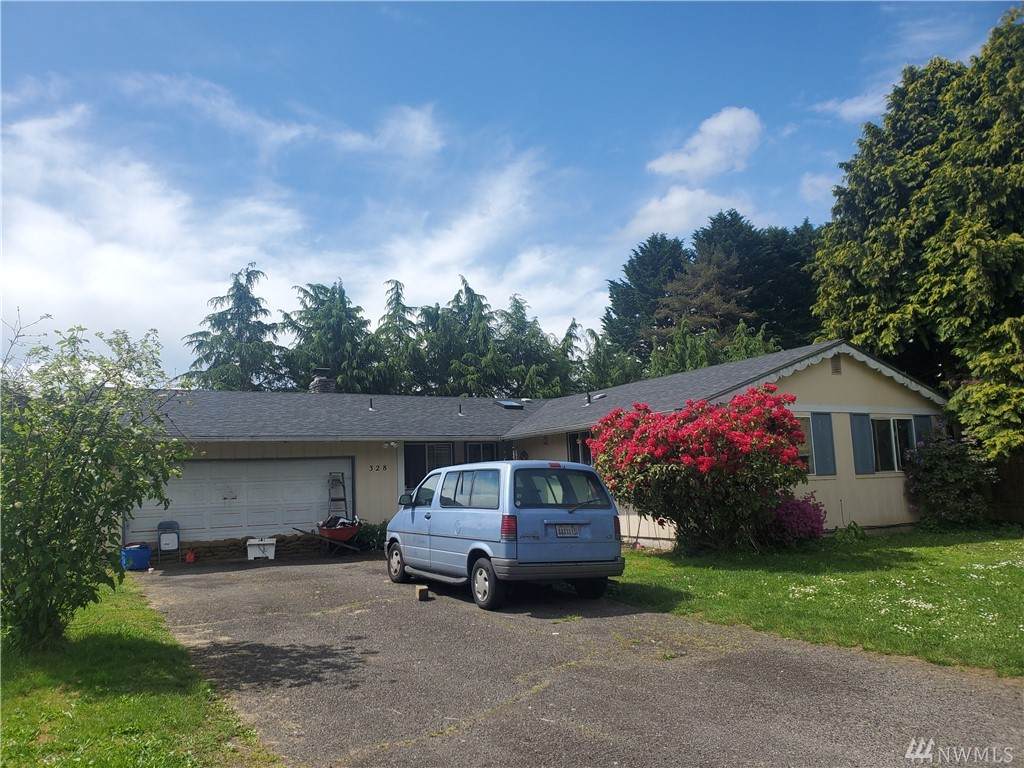 328 Noel Ave - Photo 1 328 Noel Ave - Photo 1