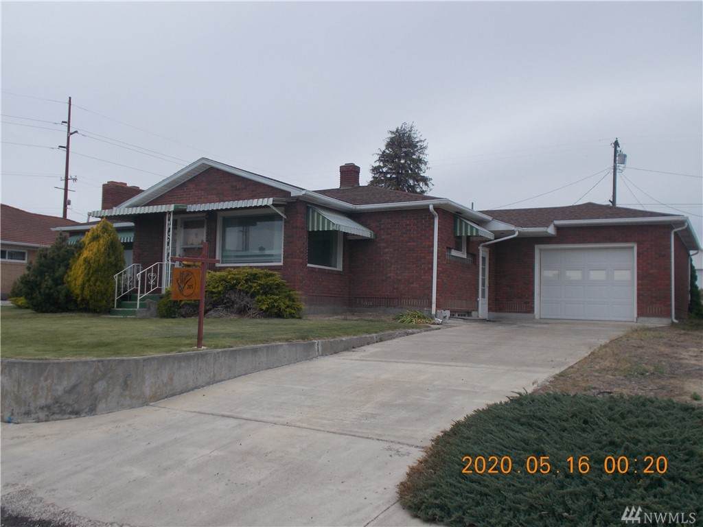 205 6th St - Photo 1