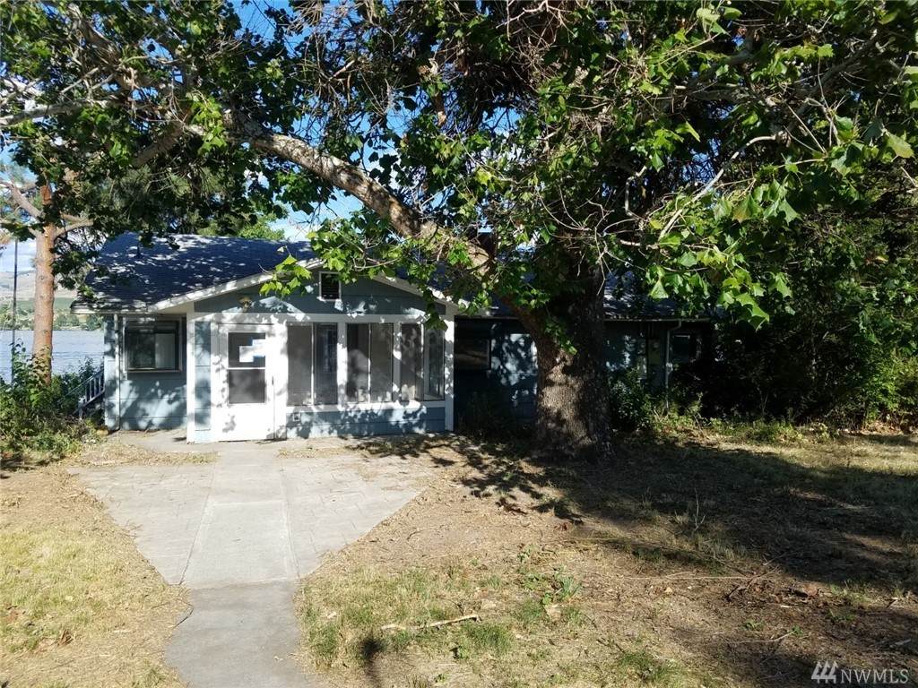 100 Westlake Road - Photo 1
