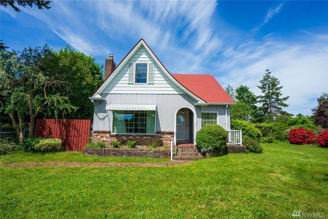 221 96th Street - Photo 1