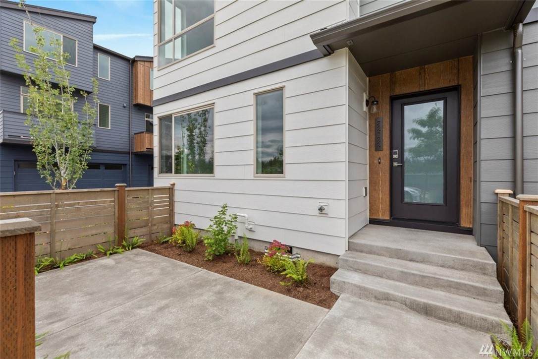 32664 Hemlock Avenue - Photo 1