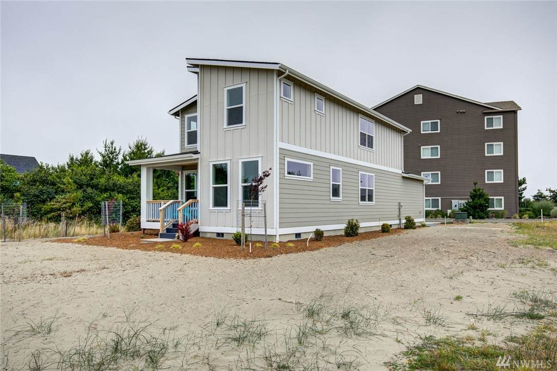 609 Crabapple Lane - Photo 1