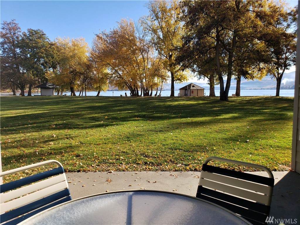 1 Beach 535-M - Photo 1
