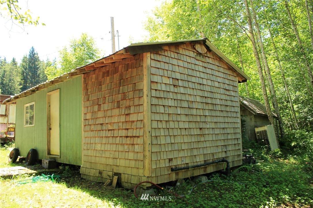 185183 Hwy 101 - Photo 1