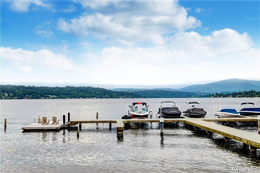 3110 Lake Sammamish Parkway - Photo 1