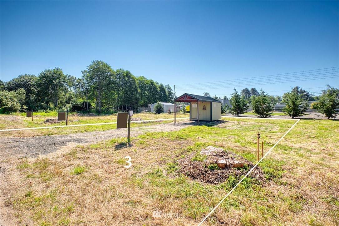 109 22nd Street - Photo 1