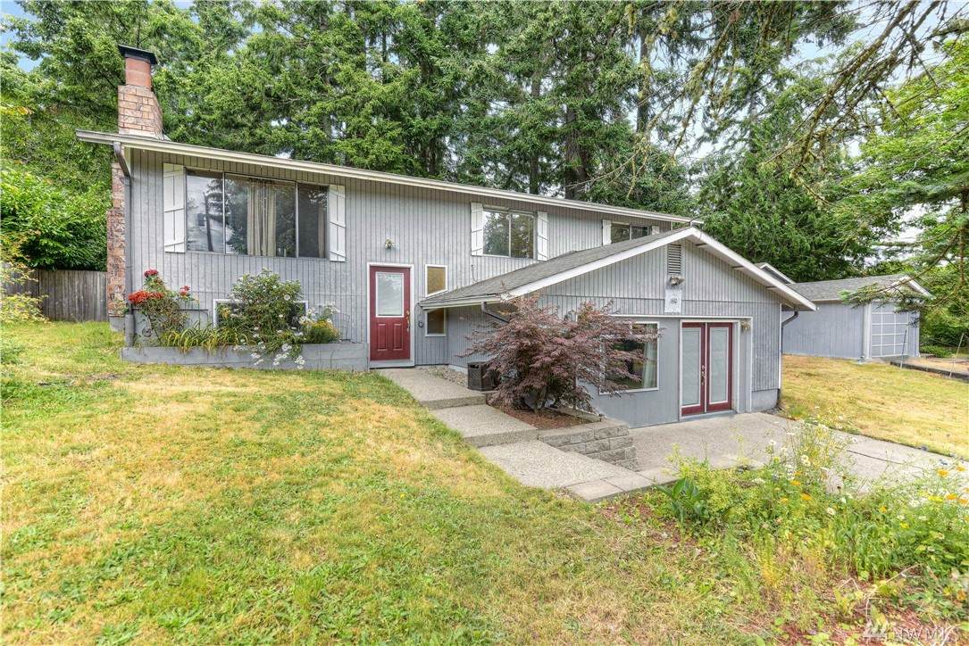 1410 Dickinson Ave - Photo 1