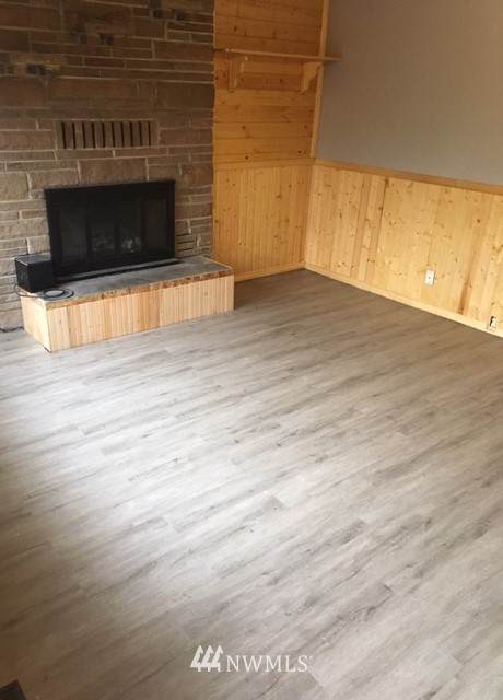 1902 Hosmer Street - Photo 1
