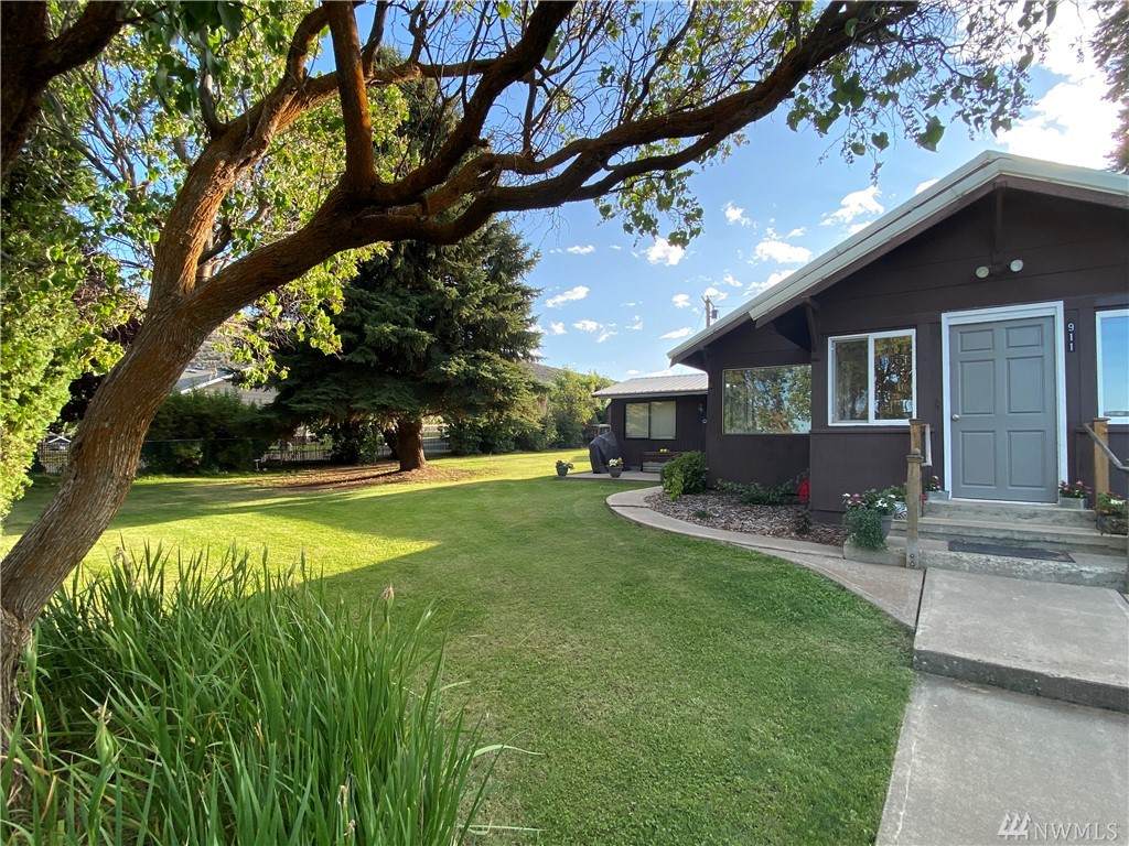 911 Mellergaard Road - Photo 1