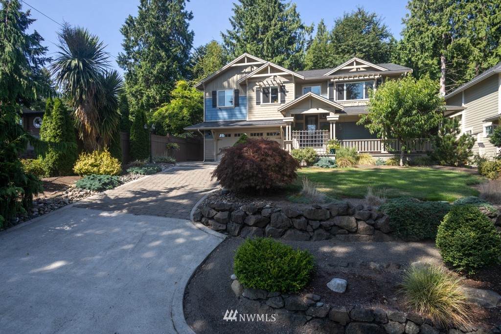 19107 Harris Avenue - Photo 1