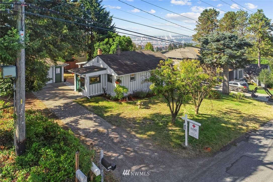 4308 33rd Street - Photo 1