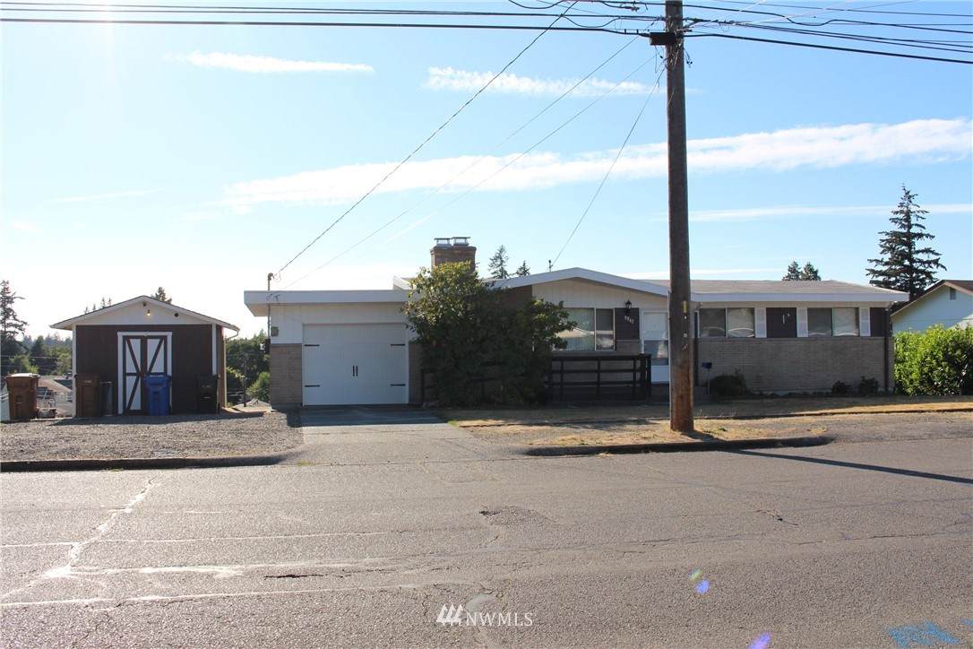 9042 Park Avenue - Photo 1