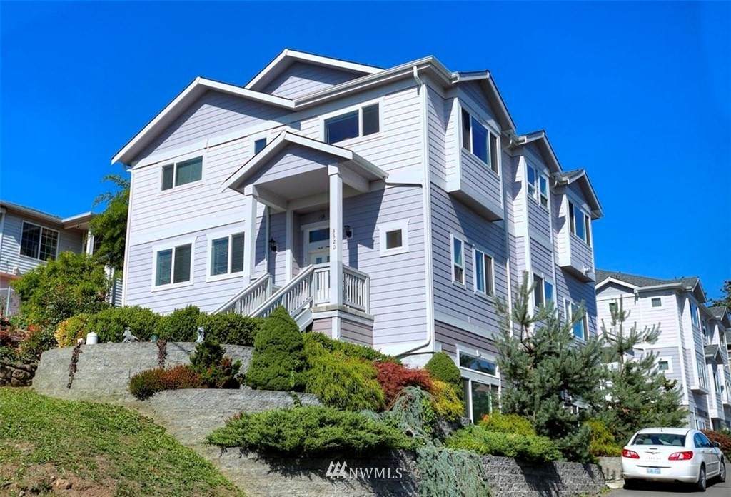 3320 Holly Street - Photo 1
