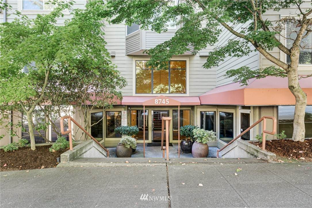 8745 Greenwood Avenue - Photo 1