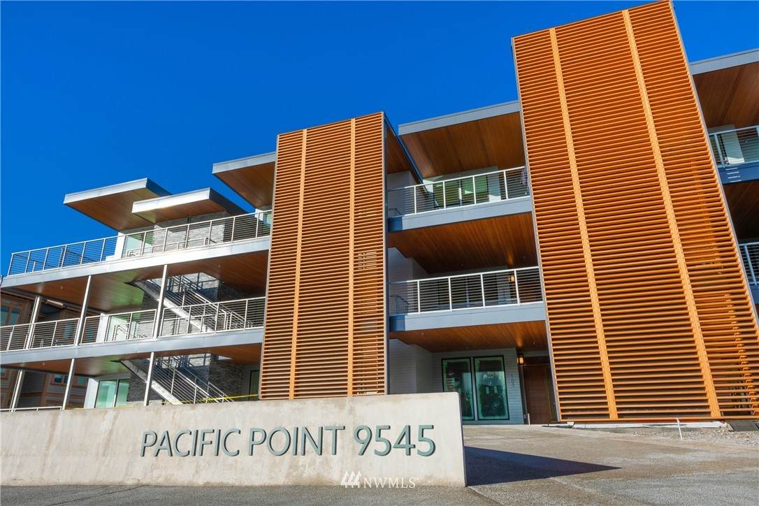 9545 Semiahmoo Parkway - Photo 1