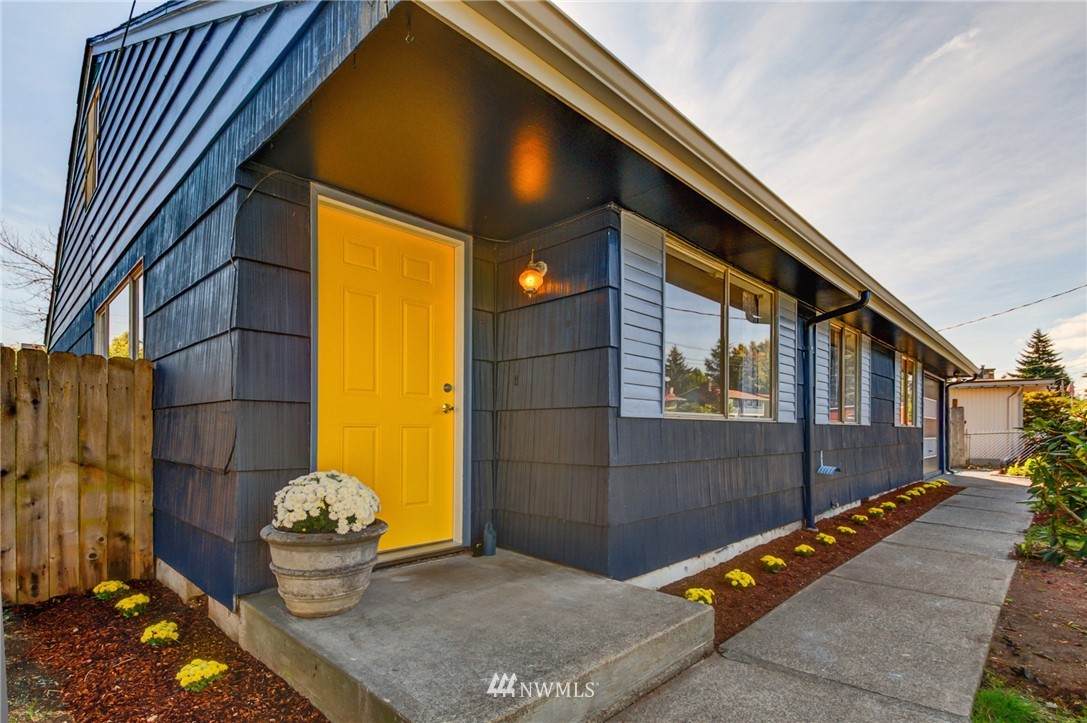 24930 35th Avenue - Photo 1