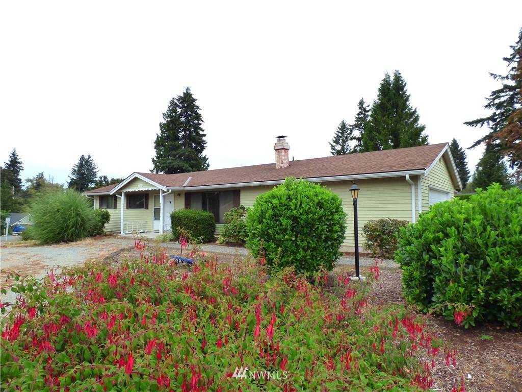 276 Edinburgh Drive - Photo 1