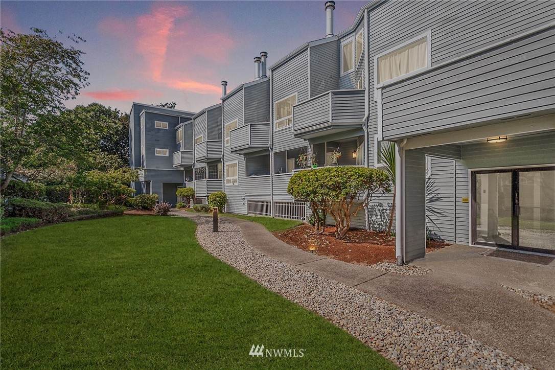 21925 7th Avenue - Photo 1