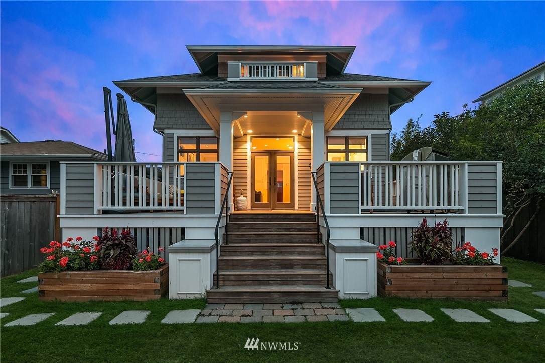 3231 62nd Street - Photo 1
